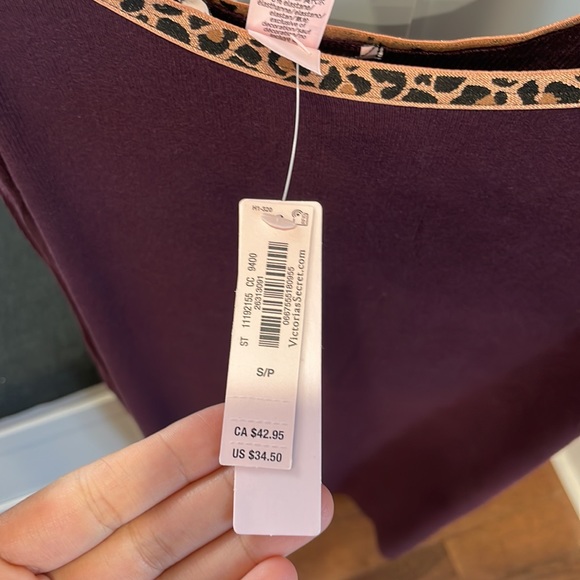 Victoria’s secrete night gown slip on - Picture 7 of 10